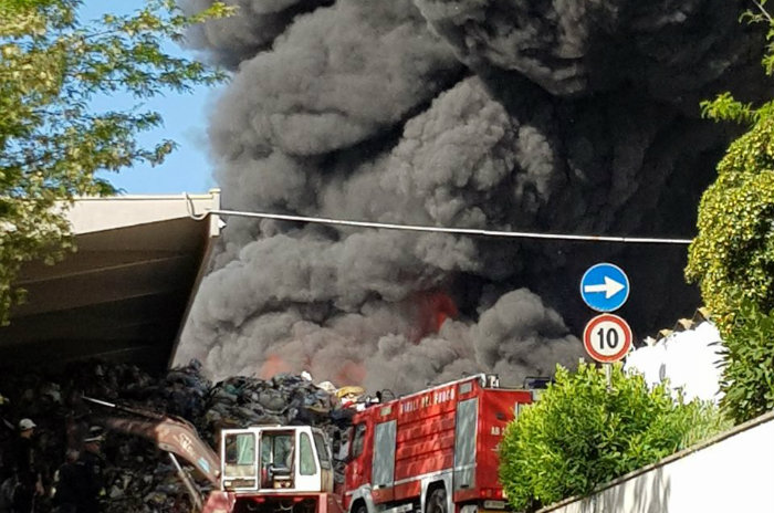 Disastro ECO X: diossina, salute pubblica, corretta informazione